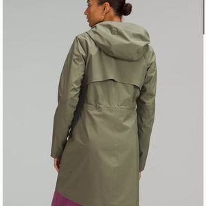 Lululemon rebel rain jacket NWOT